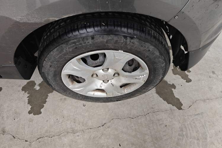 Used Ford EcoSport 2013 1.5L Manual Comfort Model Right Front Wheel Hub