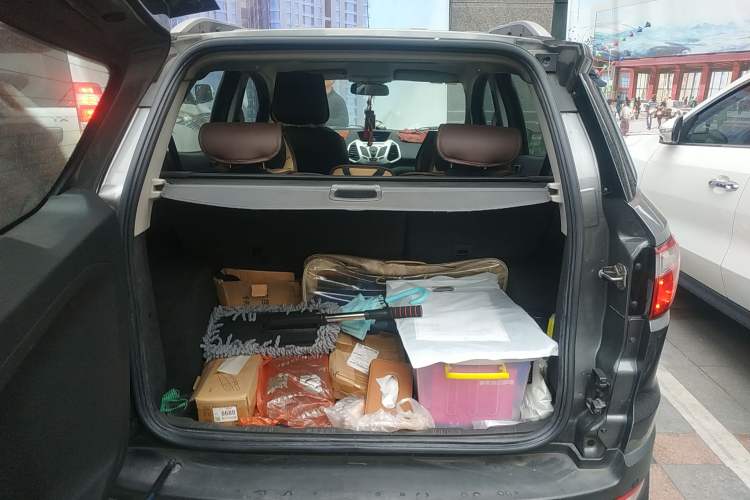 Used Ford EcoSport 2013 1.5L Automatic Prestige Model Trunk