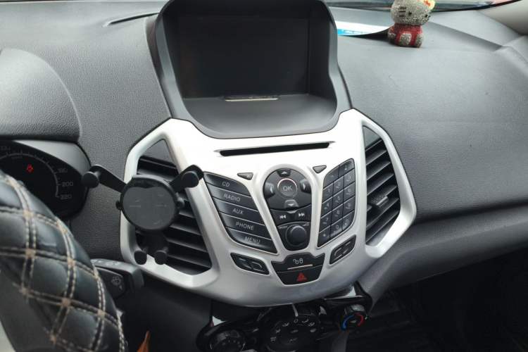 Used Ford EcoSport 2013 1.5L Automatic Fashion Model Audio And AC Panel