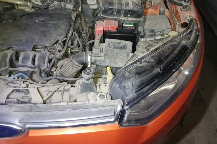 Used Ford EcoSport 2013 1.5L Automatic Prestige Model Engine Bay Left