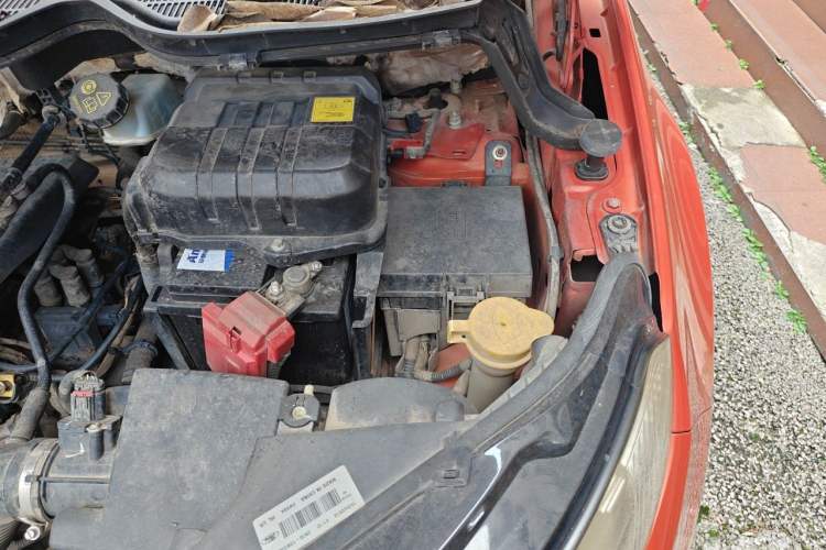 Used Ford EcoSport 2013 1.5L Manual Fashion Model Engine Bay Left