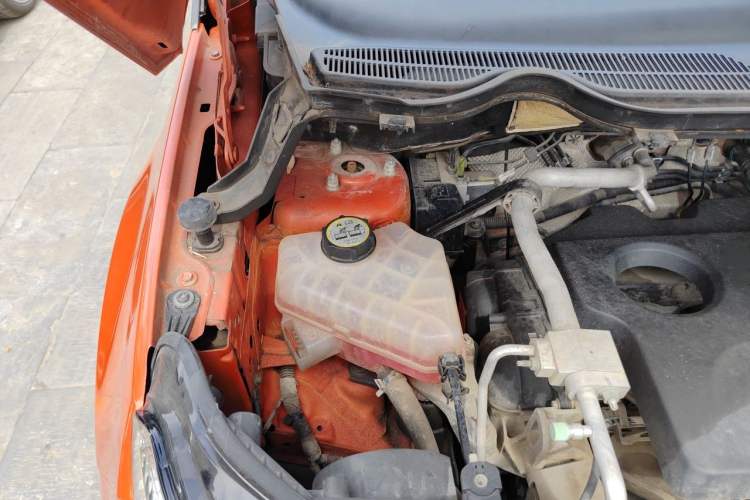 Used Ford EcoSport 2013 1.5L Automatic Fashion Model Engine Bay Right