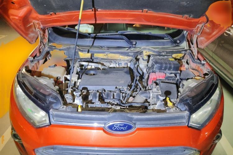 Used Ford EcoSport 2013 1.5L Automatic Prestige Model Engine Bay
