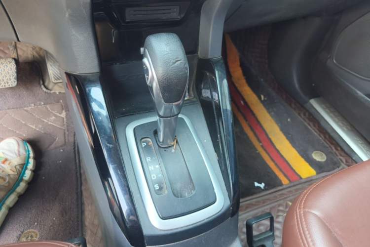 Used Ford EcoSport 2013 1.5L Automatic Prestige Model Gear Lever