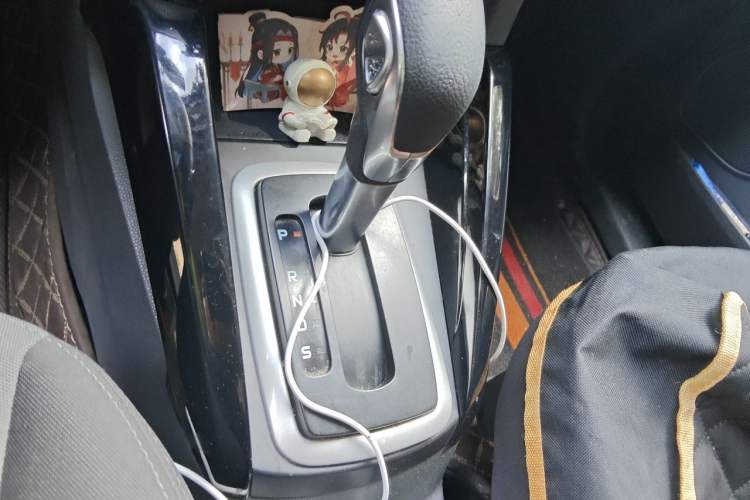Used Ford EcoSport 2013 1.5L Automatic Fashion Model Gear Lever