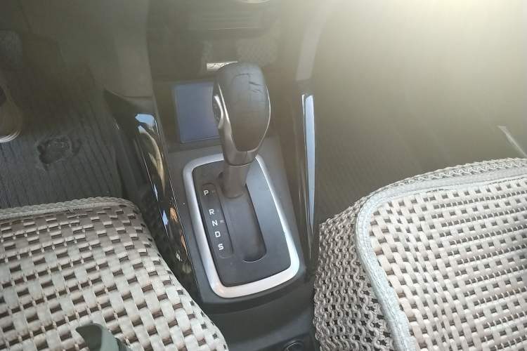 Used Ford EcoSport 2013 1.5L Automatic Prestige Model Gear Lever