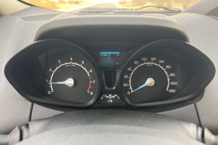 Used Ford EcoSport 2013 1.5L Automatic Fashion Model Instrument Cluster