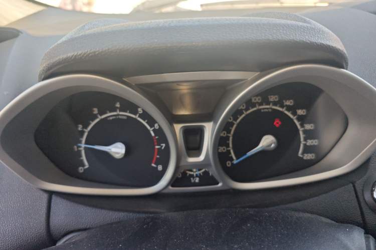 Used Ford EcoSport 2013 1.5L Manual Luxury Model Instrument Cluster