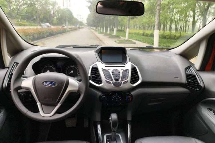Used Ford EcoSport 2013 1.5L Automatic Fashion Model Interior 1