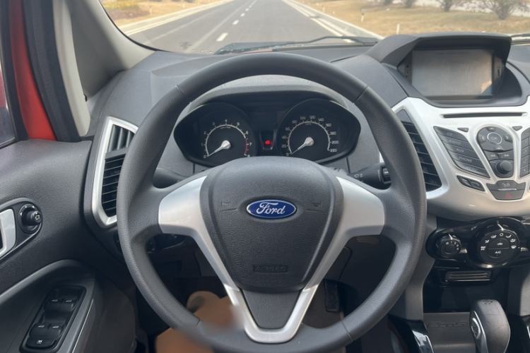 Used Ford EcoSport 2013 1.5L Automatic Fashion Model Interior 1