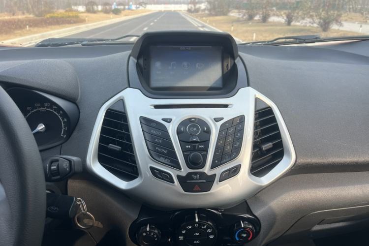 Used Ford EcoSport 2013 1.5L Automatic Fashion Model Interior 6