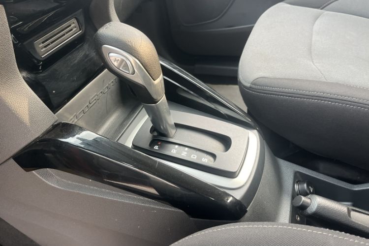 Used Ford EcoSport 2013 1.5L Automatic Fashion Model Interior 8