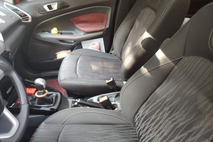 Used Ford EcoSport 2013 1.5L Manual Luxury Model Left Front Seat