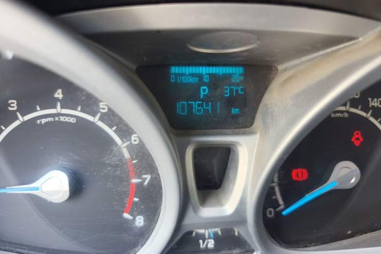 Used Ford EcoSport 2013 1.5L Automatic Prestige Model Odometer Close Up