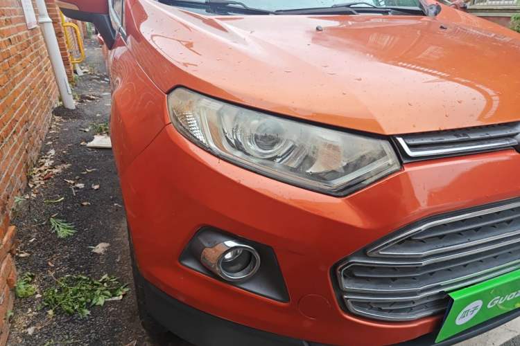 Used Ford EcoSport 2013 1.5L Automatic Prestige Model Right Front Headlight