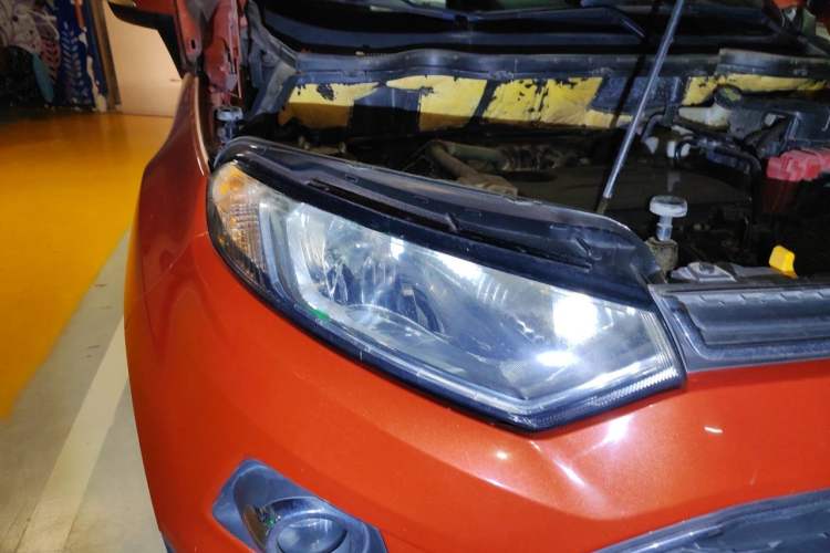 Used Ford EcoSport 2013 1.5L Automatic Prestige Model Right Front Headlight
