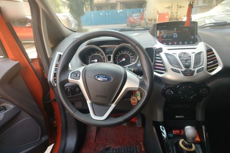 Used Ford EcoSport 2013 1.5L Manual Luxury Model Steering Wheel