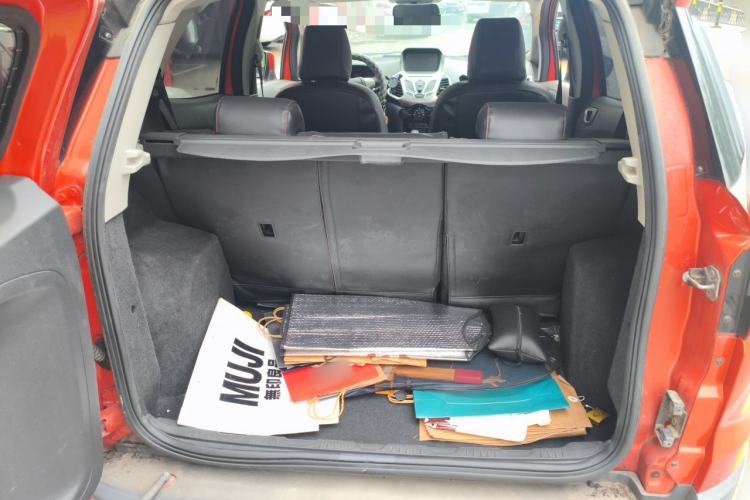Used Ford EcoSport 2013 1.5L Automatic Fashion Model Trunk