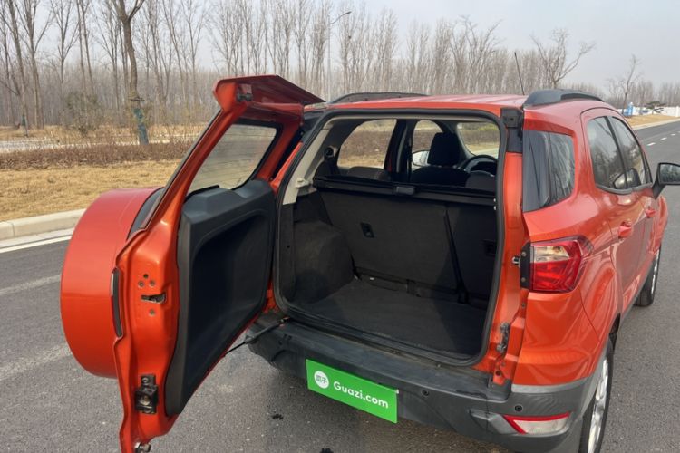 Used Ford EcoSport 2013 1.5L Automatic Fashion Model Trunk