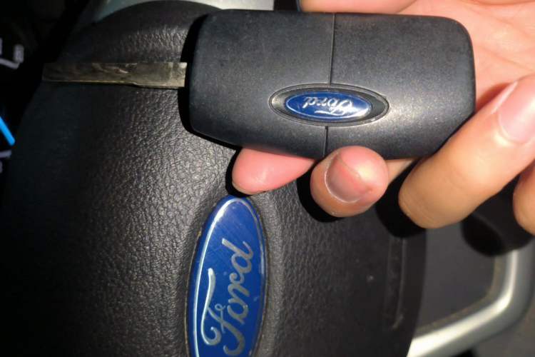 Used Ford EcoSport 2013 1.5L Automatic Fashion Model Vehicle Key