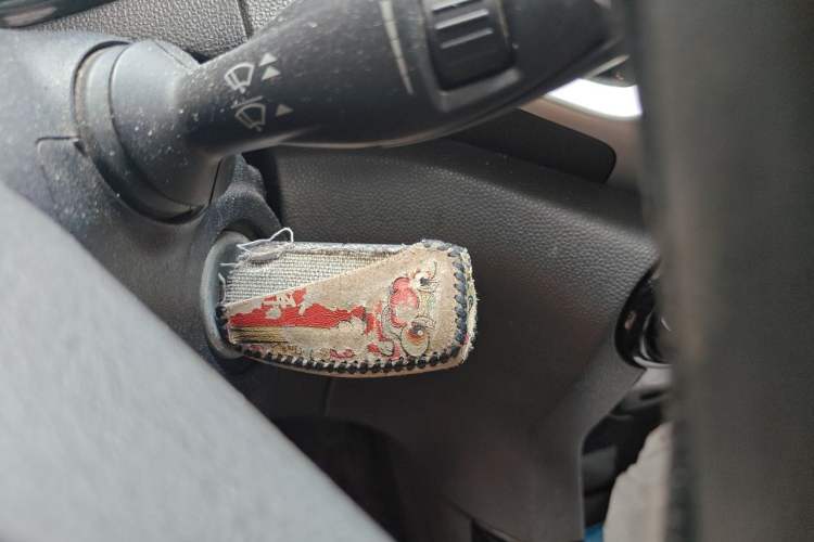 Used Ford EcoSport 2013 1.5L Manual Fashion Model Vehicle Key