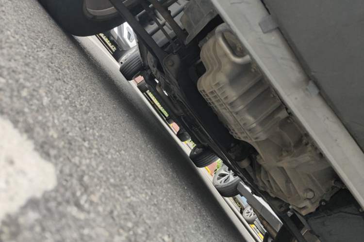 Used Ford EcoSport 2013 1.5L Manual Fashion Model Chassis Front Right