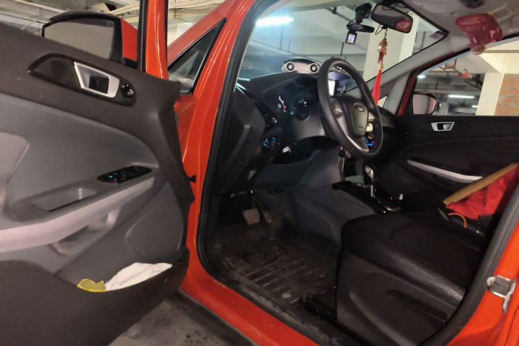 Used Ford EcoSport 2013 1.5L Automatic Fashion Model Driver Seat