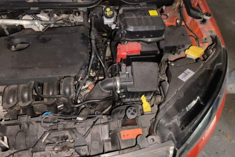Used Ford EcoSport 2013 1.5L Automatic Fashion Model Engine Bay Left