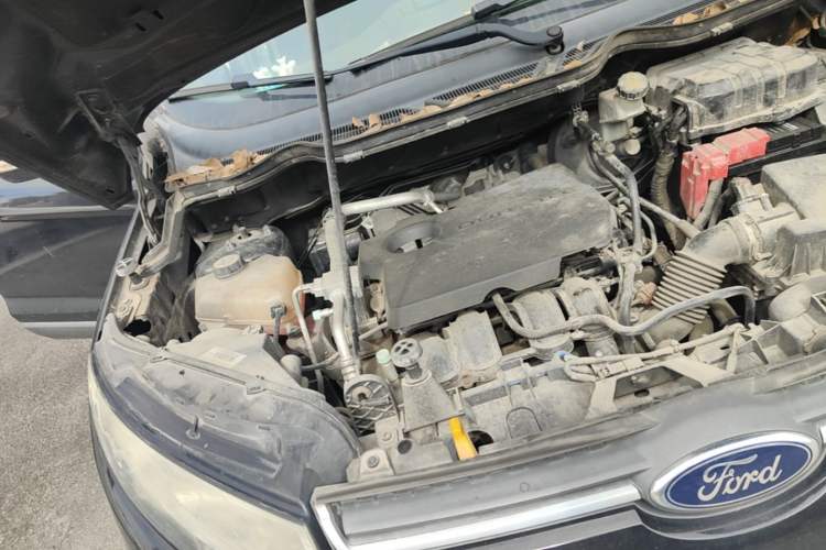 Used Ford EcoSport 2013 1.5L Manual Fashion Model Engine Bay Right
