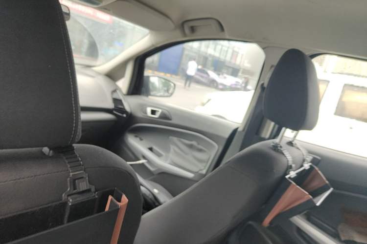 Used Ford EcoSport 2013 1.5L Manual Fashion Model Headliner