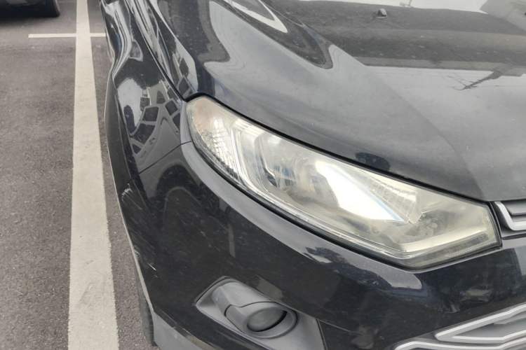 Used Ford EcoSport 2013 1.5L Manual Fashion Model Right Front Headlight