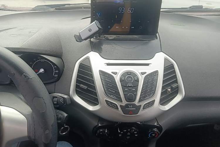 Used Ford EcoSport 2013 1.5L Automatic Fashion Model Audio And AC Panel