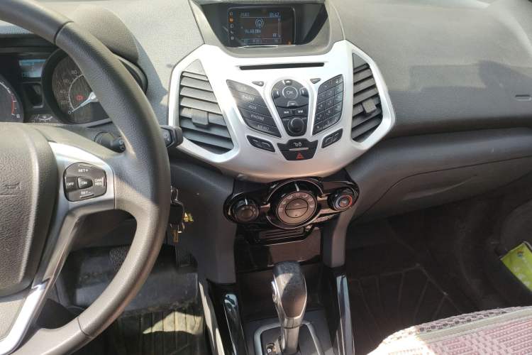 Used Ford EcoSport 2013 1.5L Automatic Fashion Model Audio And AC Panel