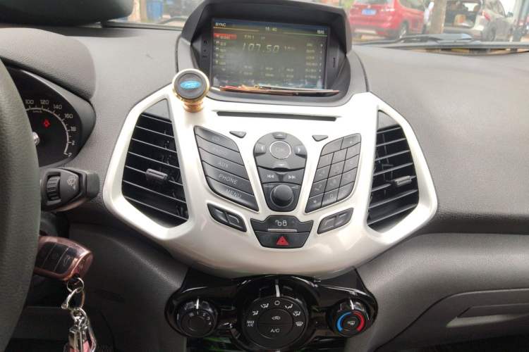 Used Ford EcoSport 2013 1.5L Automatic Fashion Model Audio And AC Panel