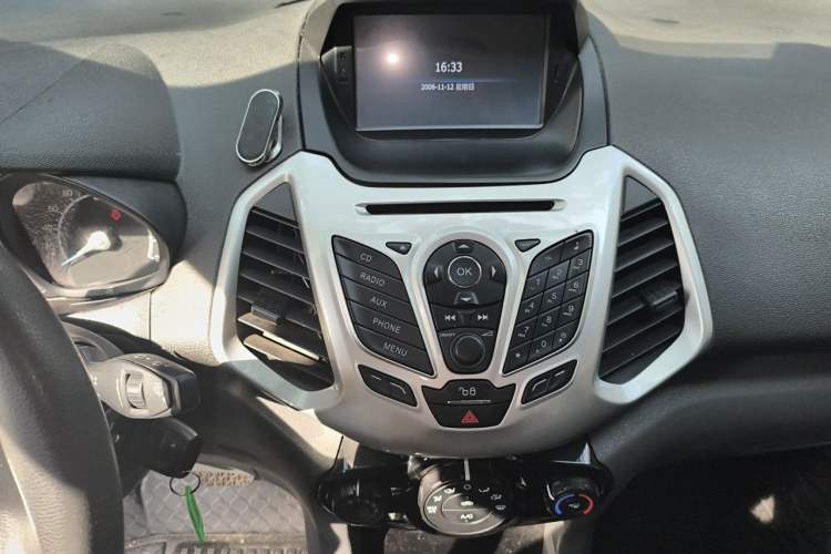 Used Ford EcoSport 2013 1.5L Automatic Fashion Model Audio And AC Panel