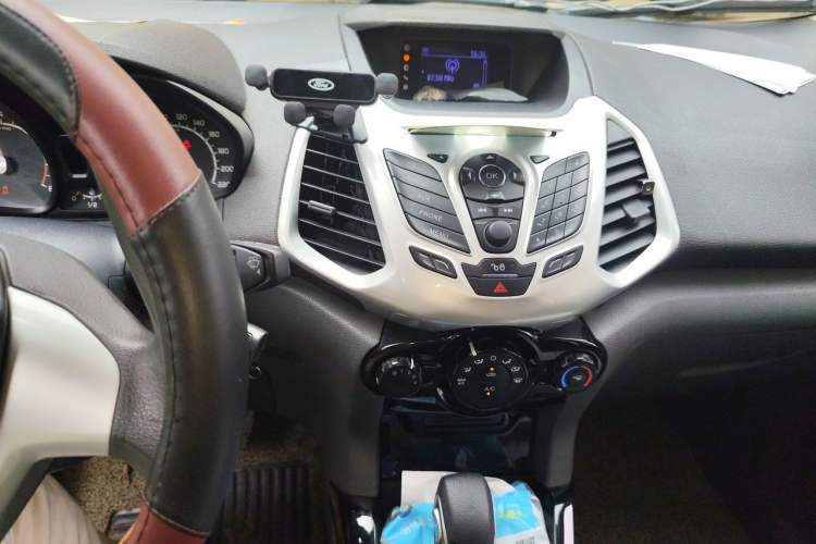 Used Ford EcoSport 2013 1.5L Automatic Fashion Model Audio And AC Panel