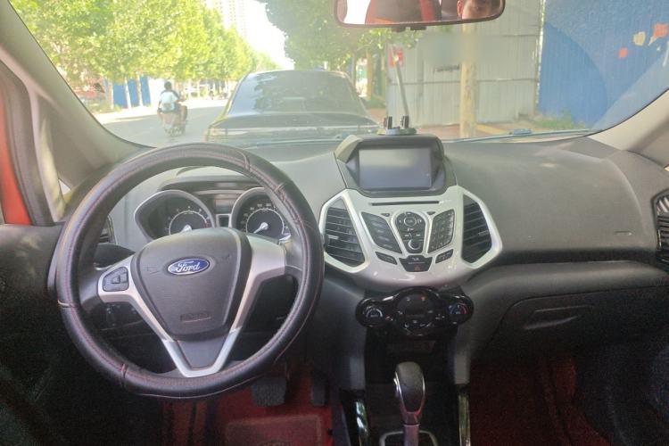 Used Ford EcoSport 2013 1.5L Automatic Prestige Model Center Console