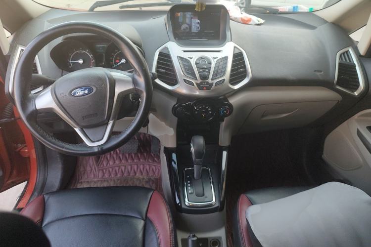 Used Ford EcoSport 2013 1.5L Automatic Fashion Model Center Console