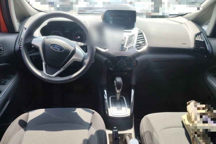 Used Ford EcoSport 2013 1.5L Automatic Fashion Model Center Console