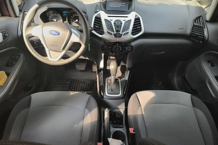 Used Ford EcoSport 2013 1.5L Automatic Fashion Model Center Console