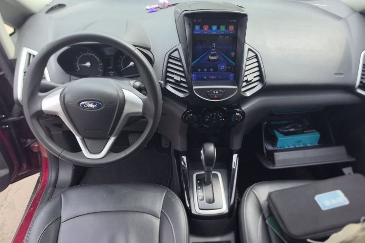Used Ford EcoSport 2013 1.5L Automatic Fashion Model Center Console