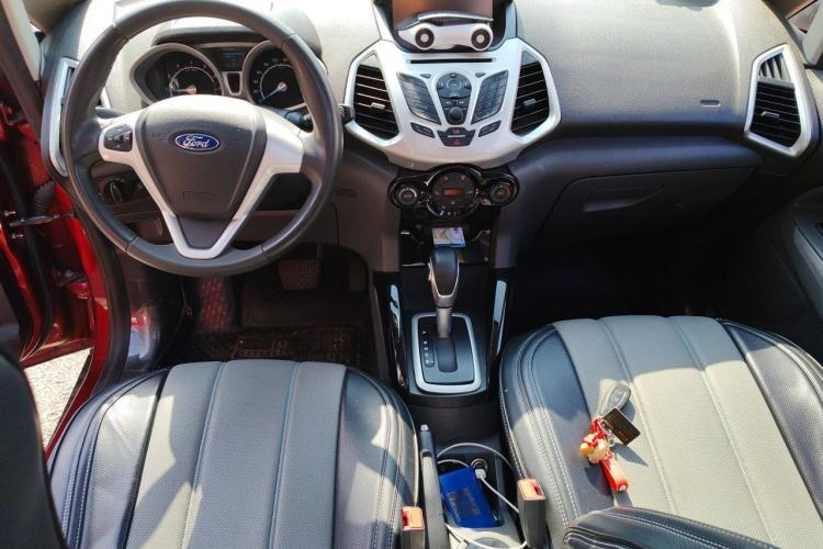 Used Ford EcoSport 2013 1.5L Automatic Prestige Model Center Console