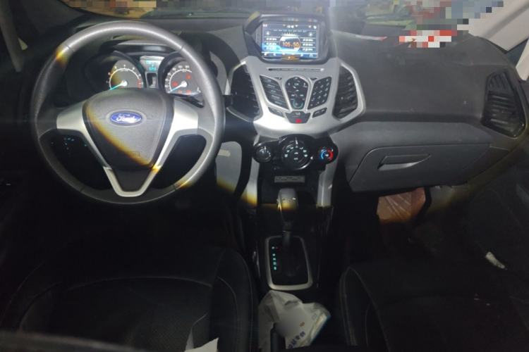 Used Ford EcoSport 2013 1.5L Automatic Fashion Model Center Console