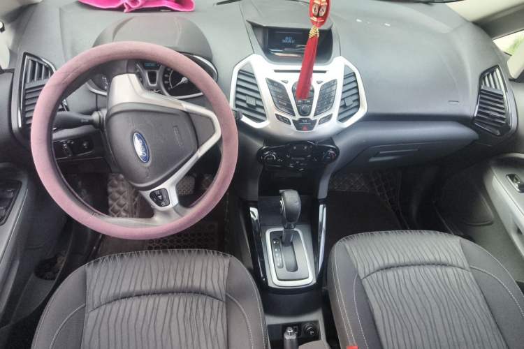 Used Ford EcoSport 2013 1.5L Automatic Prestige Model Center Console