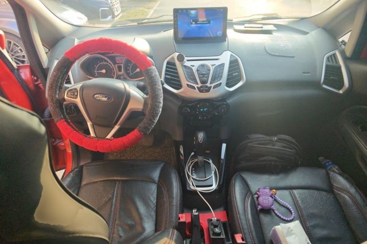 Used Ford EcoSport 2013 1.5L Automatic Prestige Model Center Console
