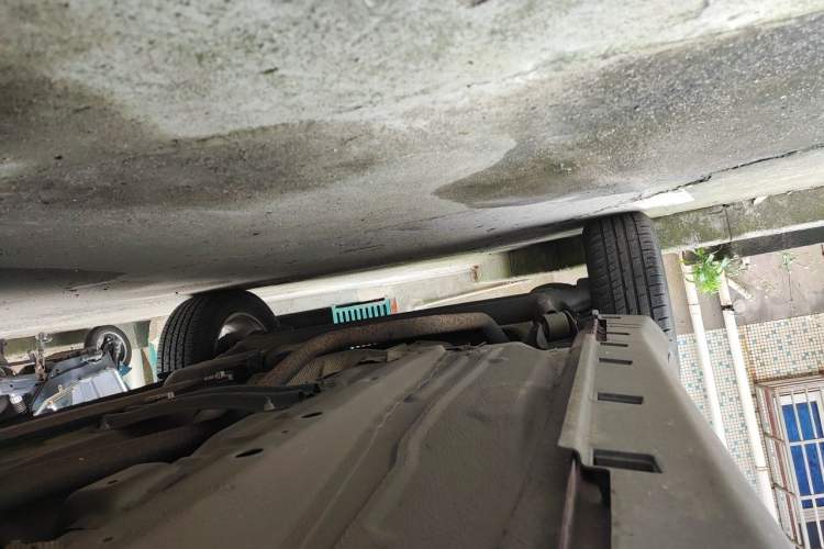 Used Ford EcoSport 2013 1.5L Automatic Fashion Model Chassis Front Right
