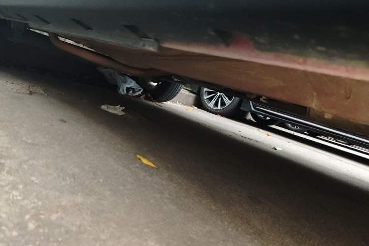 Used Ford EcoSport 2013 1.0L GTDi Manual Luxury Model Chassis Front Right