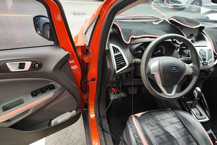 Used Ford EcoSport 2013 1.5L Automatic Fashion Model Driver Seat