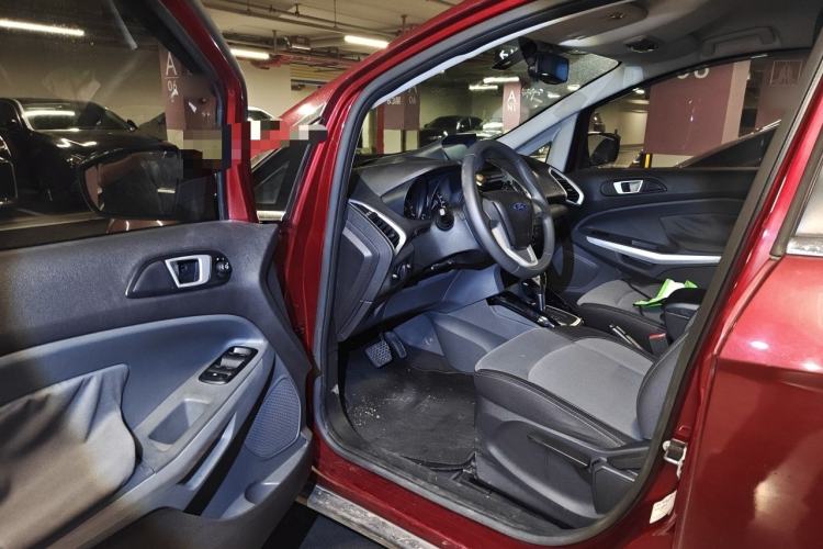 Used Ford EcoSport 2013 1.5L Automatic Fashion Model Driver Seat