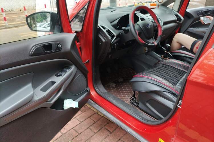 Used Ford EcoSport 2013 1.5L Manual Comfort Model Driver Seat